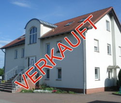 Lichtdurchflutete Eigentumswohnung mit Balkon, großem Garten und Weitblick, in ruhiger Randlage von Bamme bereits verkauft